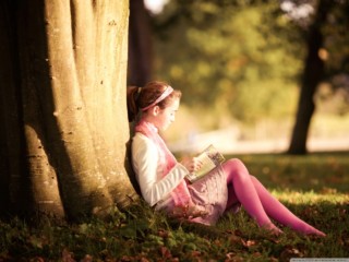 reading_mood-wallpaper-1280x960