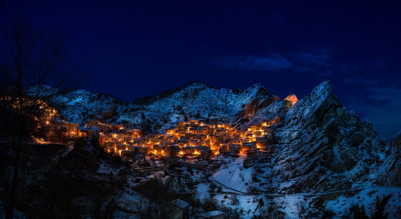 castelmezzano-1979546_1920