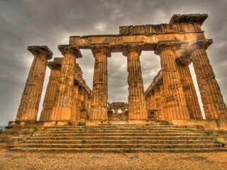 greece temple