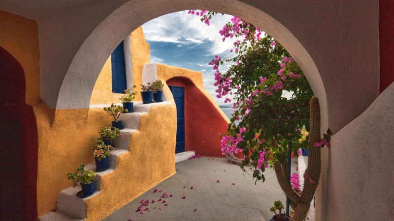 greece_garden_flowers_unique_architectural_style_pictures_desktop