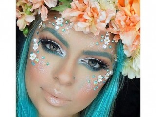 04015ba6f9a67842ed41623c12bc6406--goddess-makeup-rave-makeup